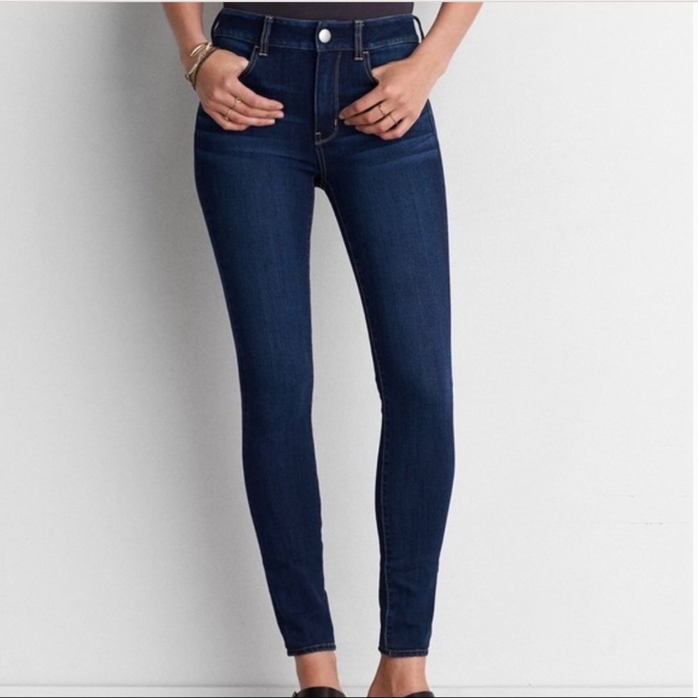 EUC- American Eagle Outfitters ‘Super Stretch’ Skinny Jean